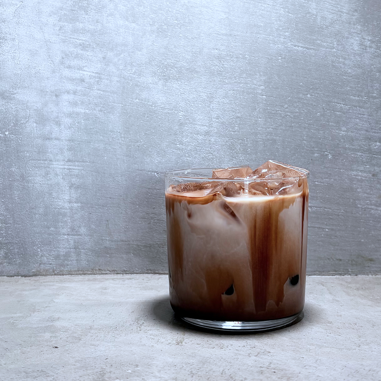 REFRESHER Rich Chocolate