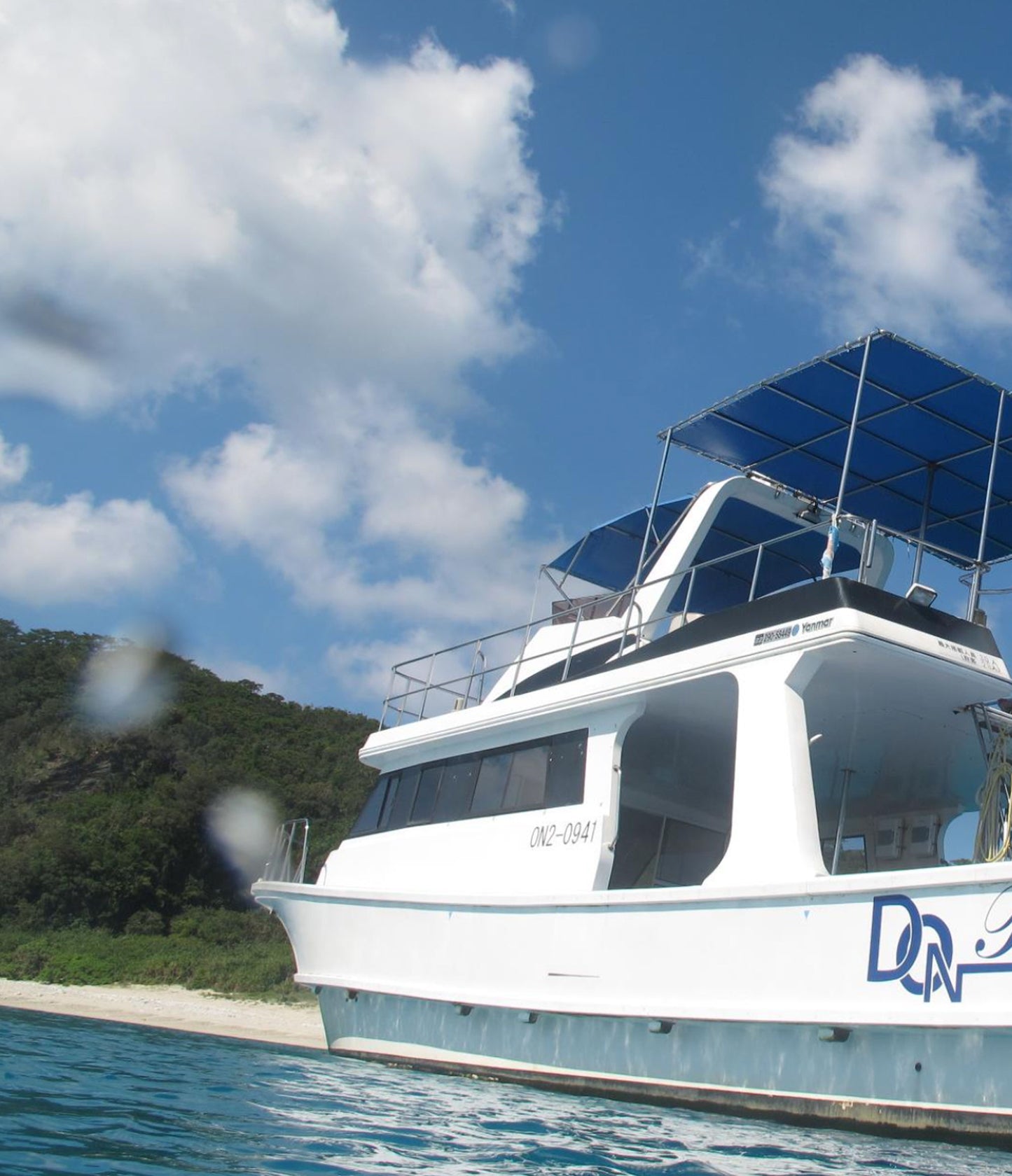 Okinawa Private Charter: Comfortable Leisure Yacht