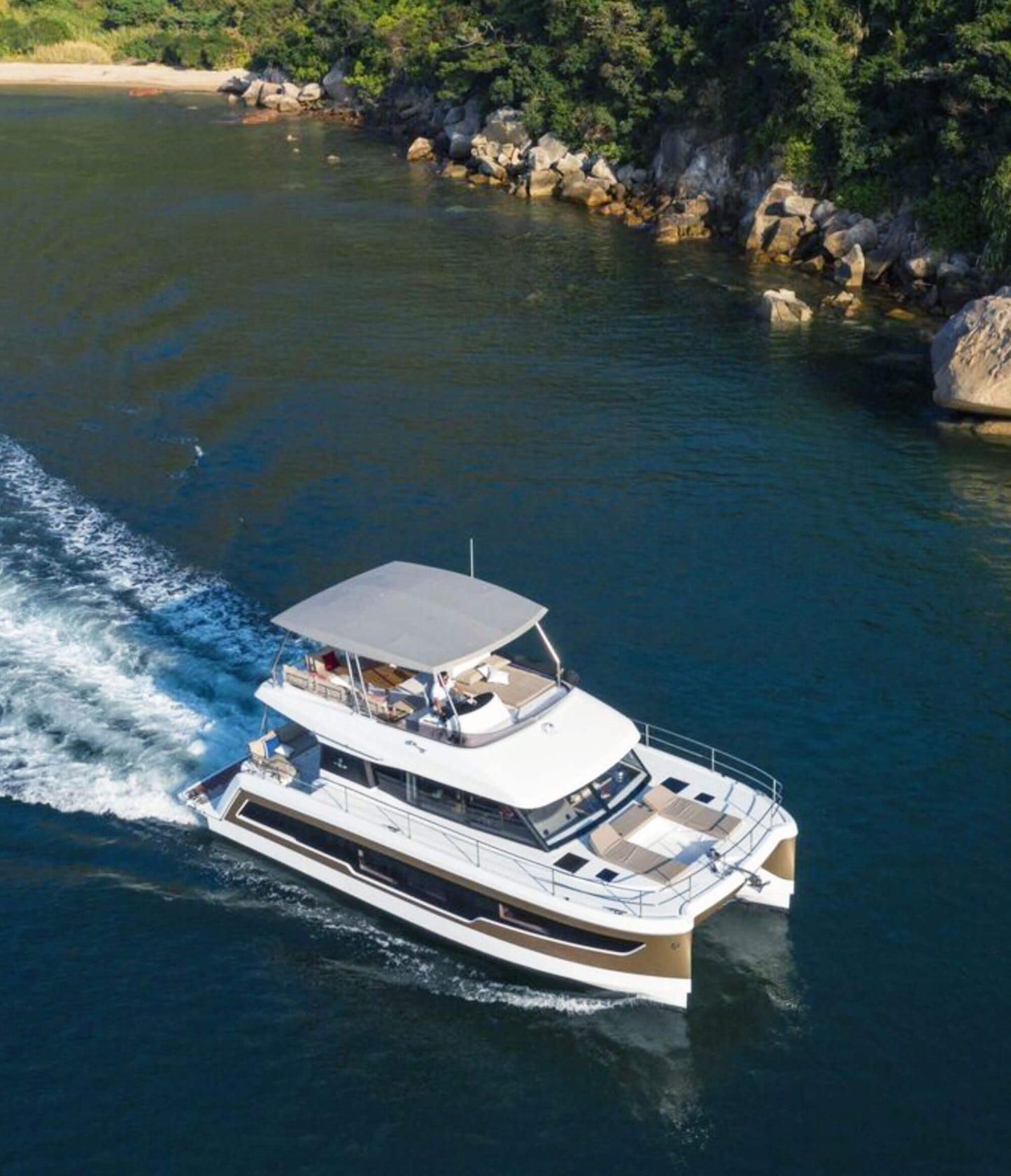 Okinawa Private Charter: Luxury Yacht