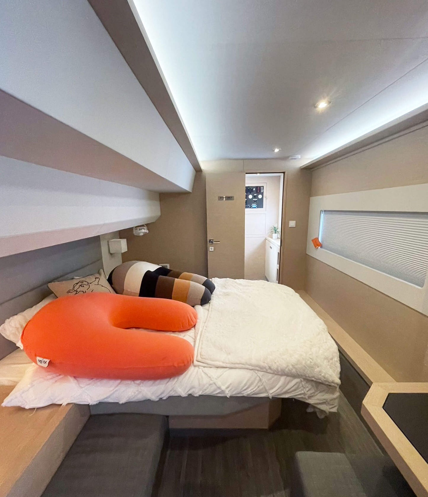 Okinawa Private Charter: Luxury Yacht